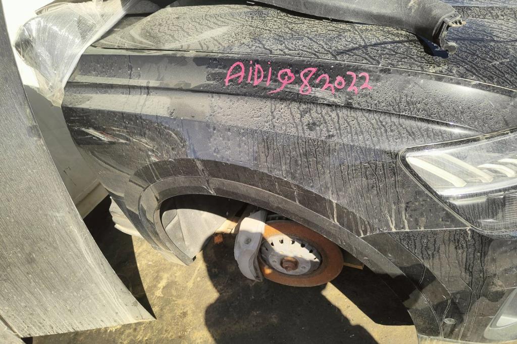 جناح أمامي يمين شمال اودي Q8 2022 2023 2024 2025 2026