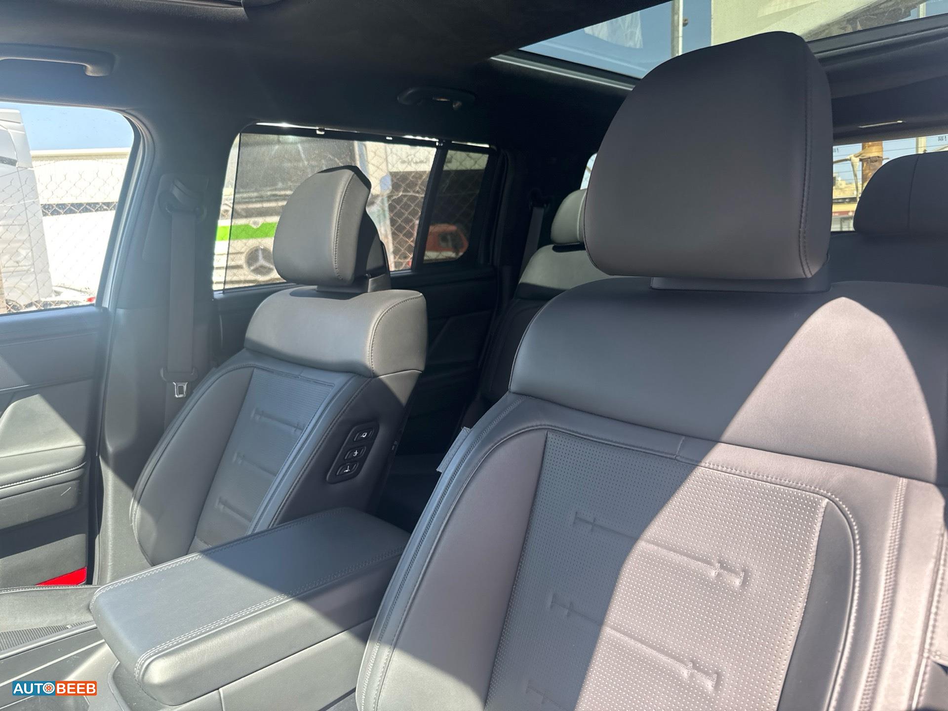 هيونداي سنتافي 2024