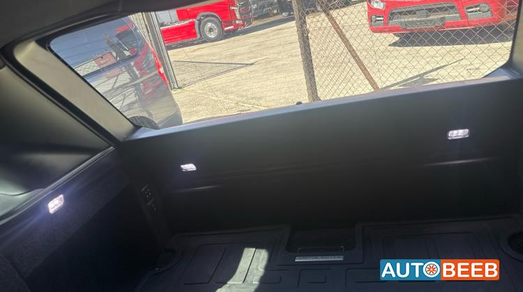 لاندروفر رنج روفر فوج 2021