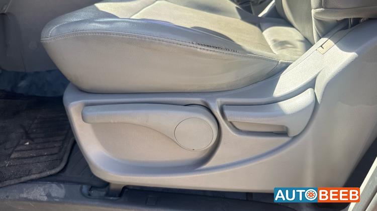 ميني فان هيونداي 2015