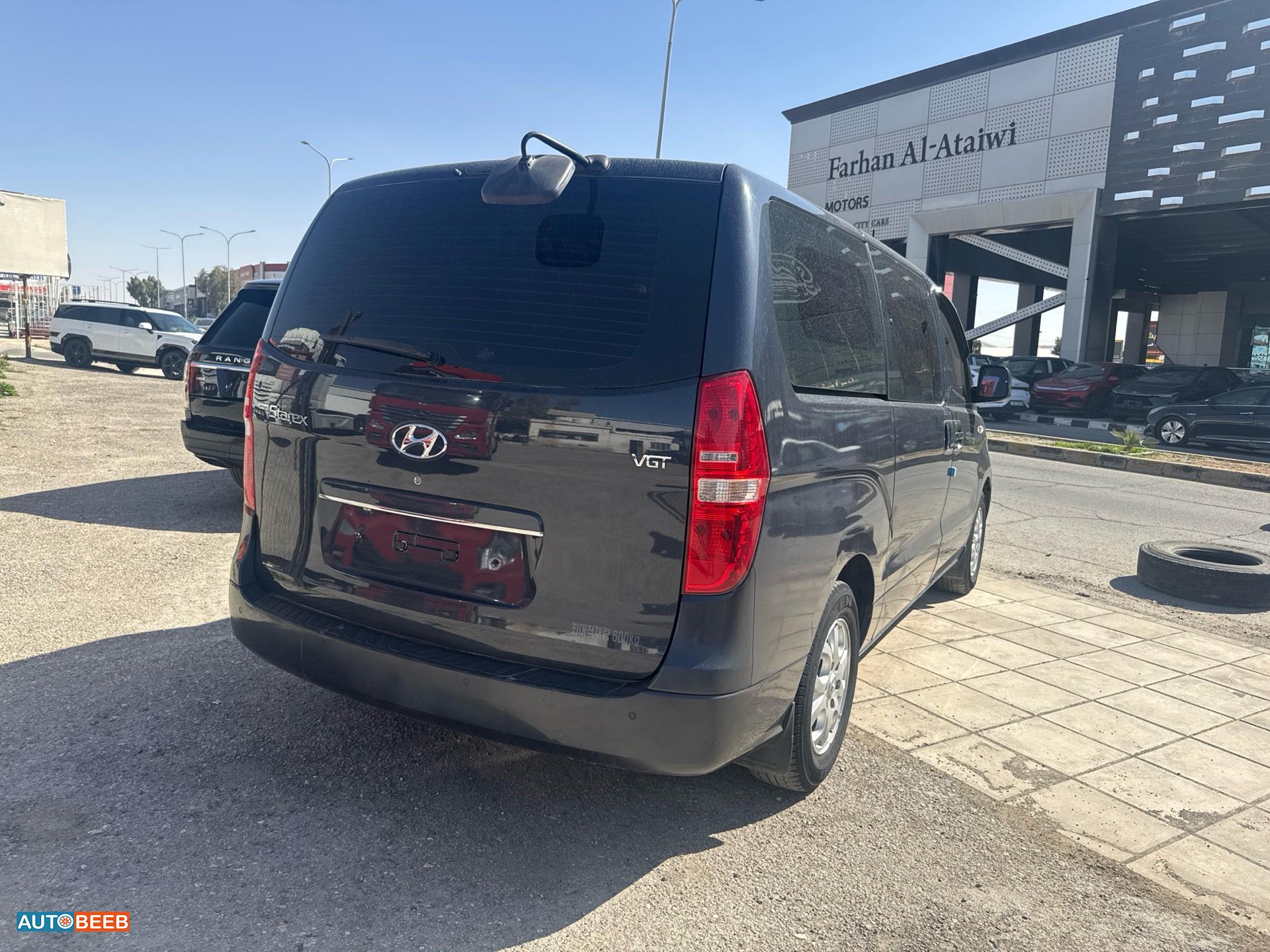 ميني فان هيونداي 2015