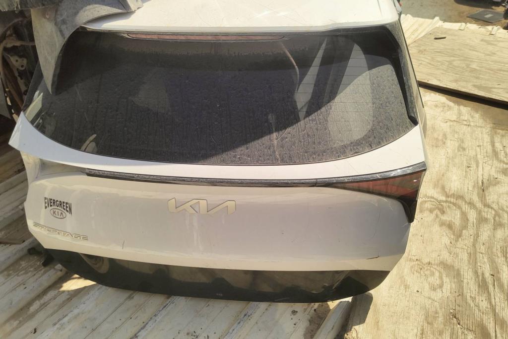 غطاء خلفي كيا سبورتاج 2023 2024