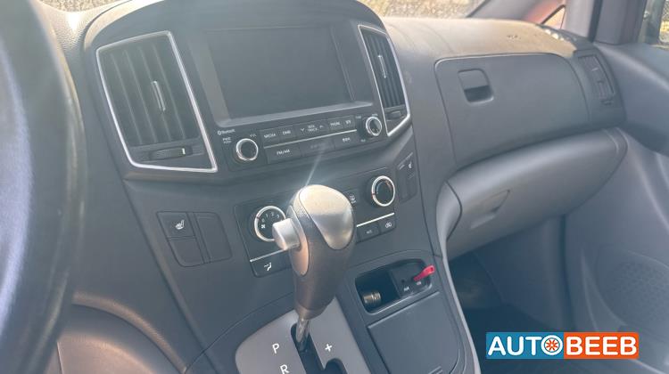 ميني فان هيونداي 2017