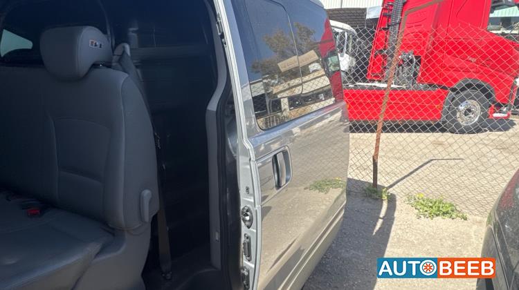 ميني فان هيونداي 2017