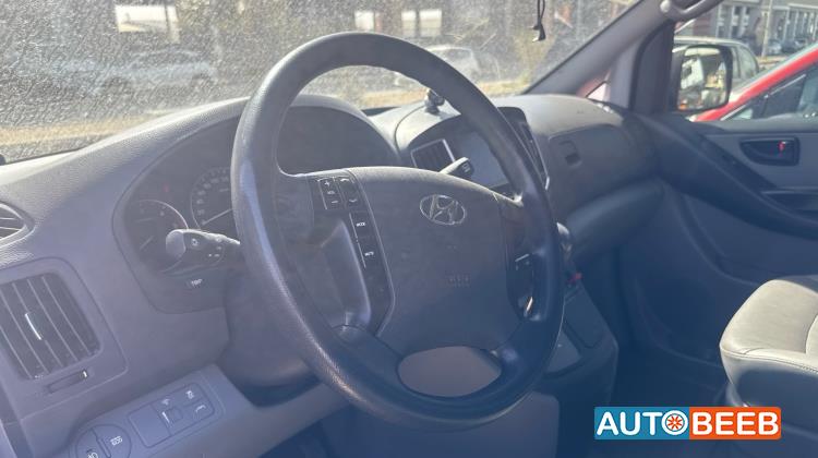 ميني فان هيونداي 2017