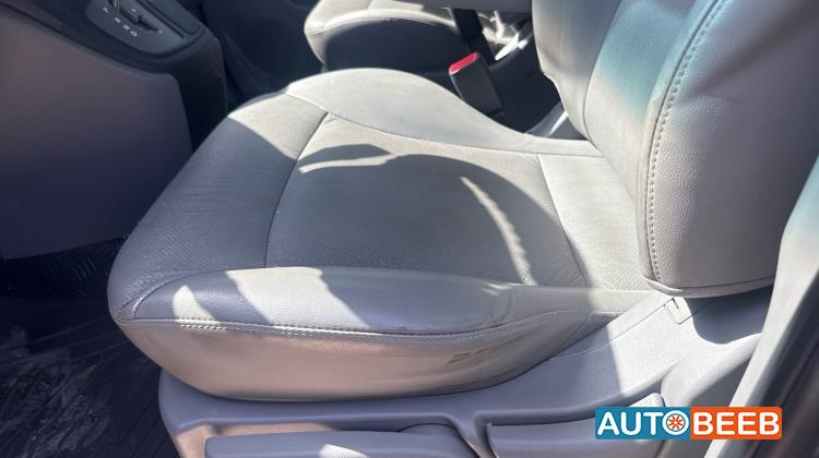 ميني فان هيونداي 2017