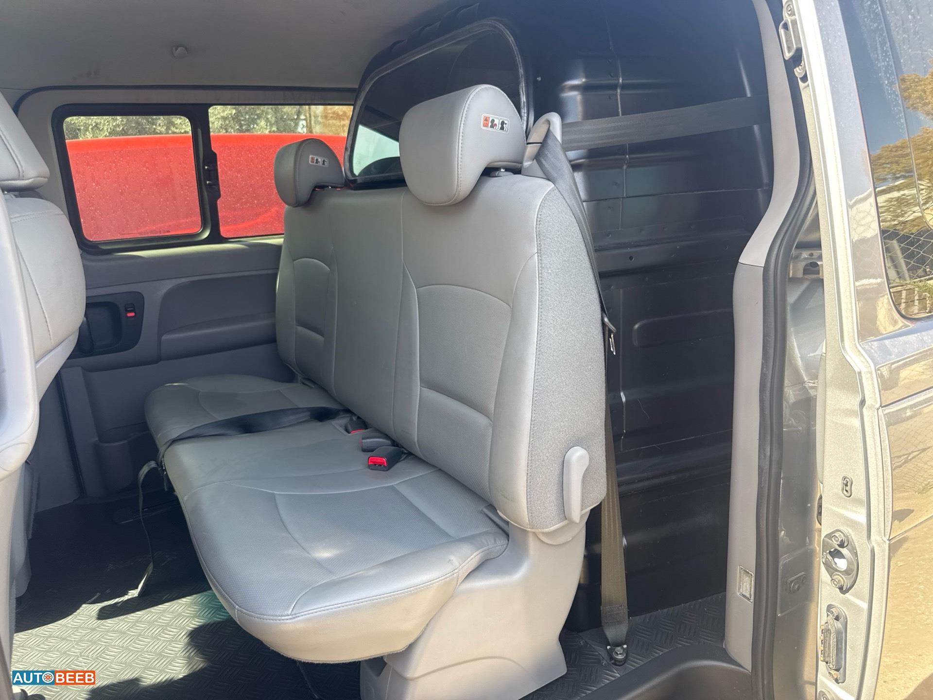 ميني فان هيونداي 2017