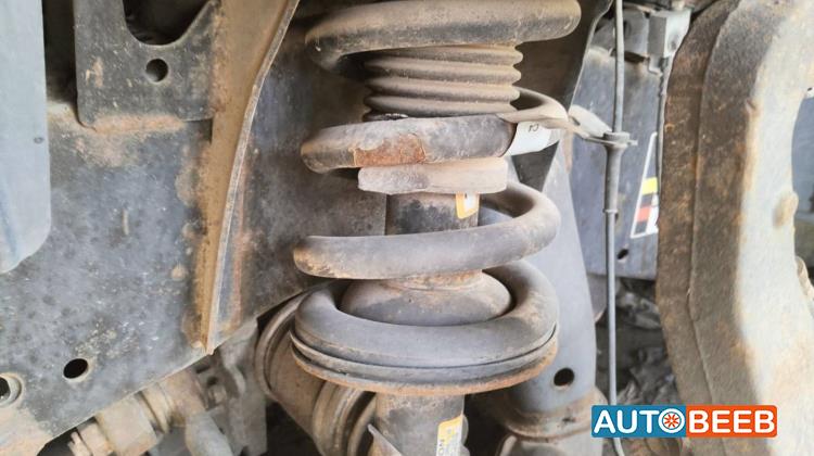  Shock Absorber Nissan Titan