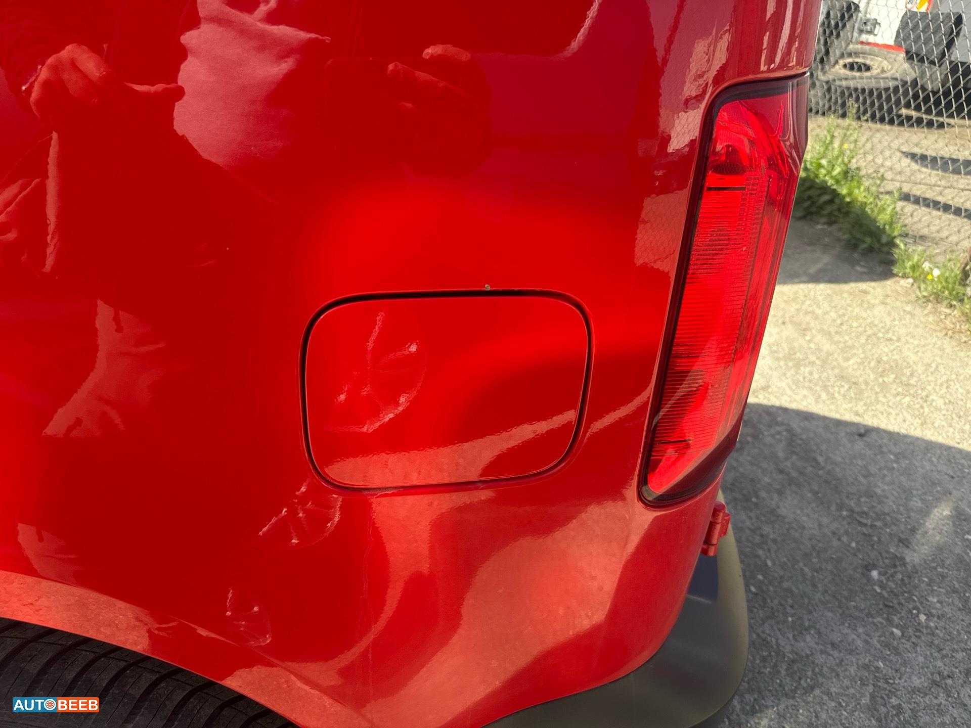 فولكس فاجن كادي 2020