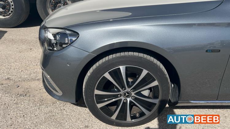 مرسيدس بنز E300 2021