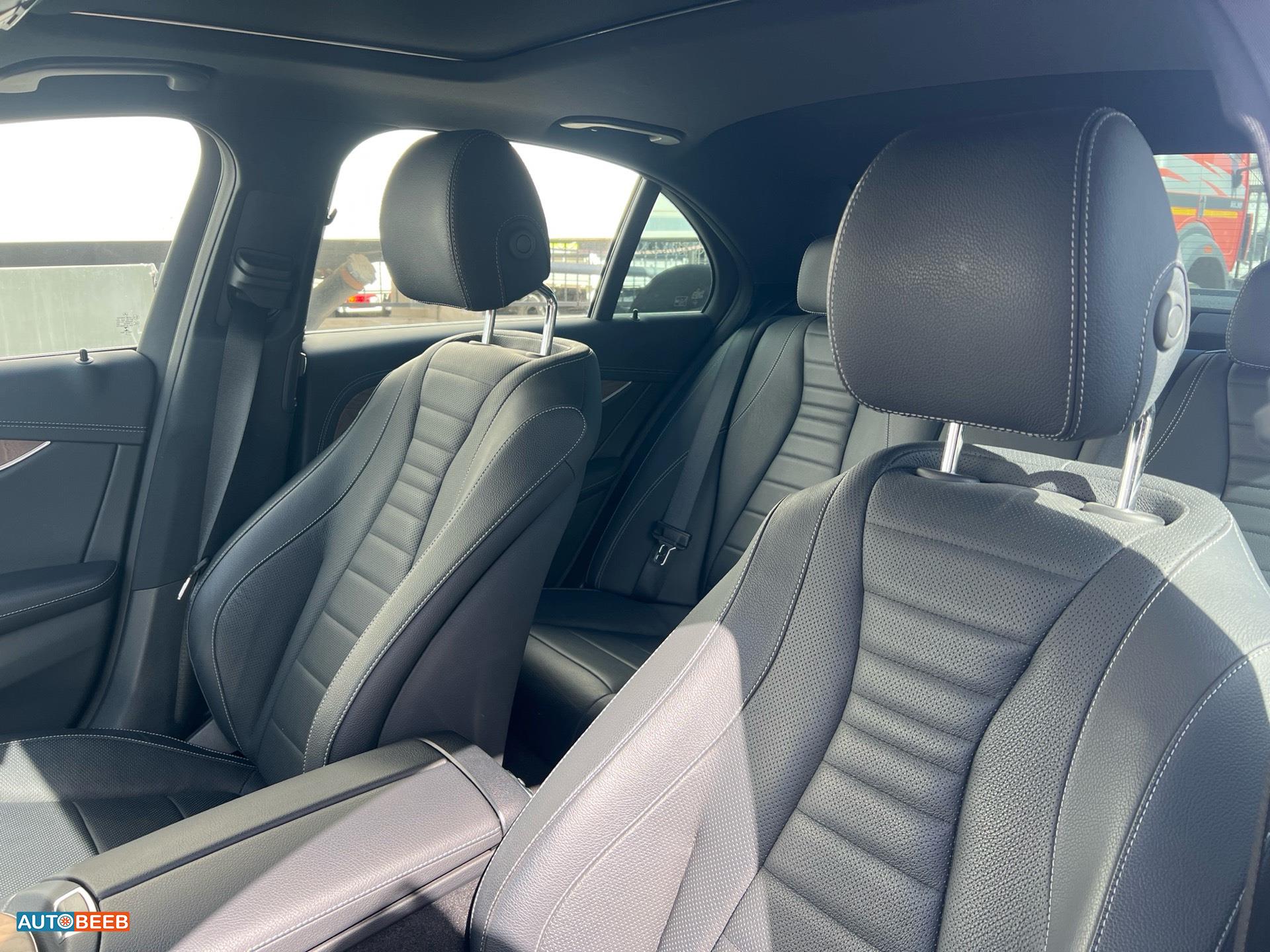 مرسيدس بنز E300 2021