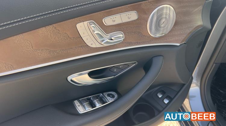 مرسيدس بنز E300 2021