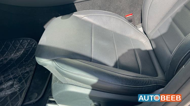 مرسيدس بنز E300 2021