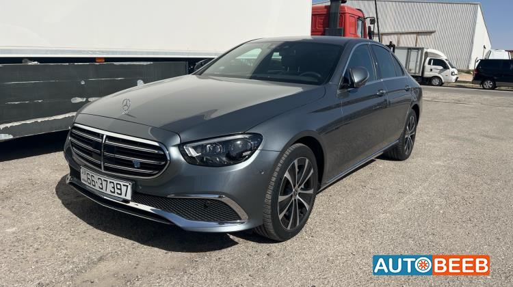 مرسيدس بنز E300 2021