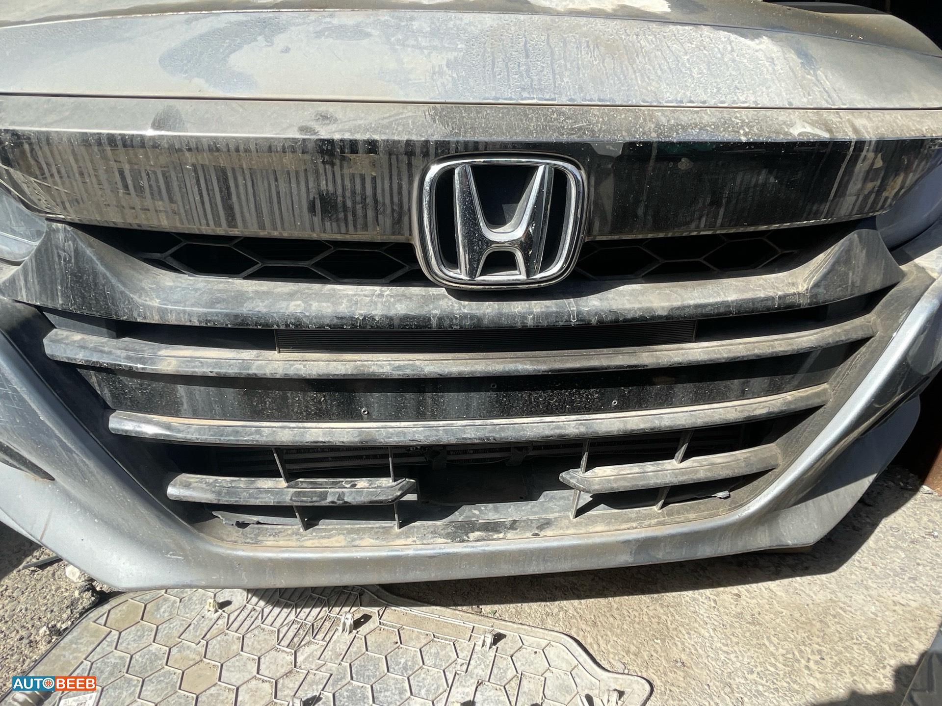 Body  Grilles Honda Accord