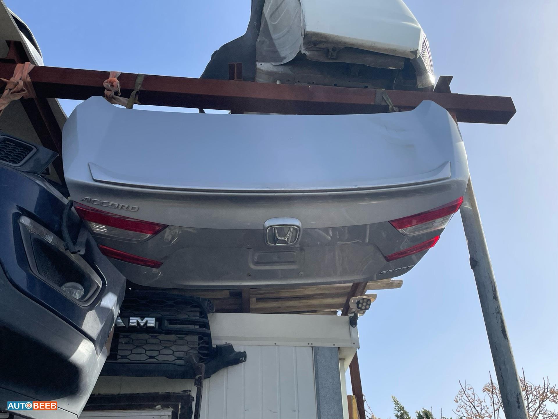 Body  Trunk Honda Accord