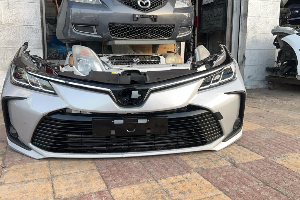 واجهة أمامية تويوتا كورولا 2024 مركزية