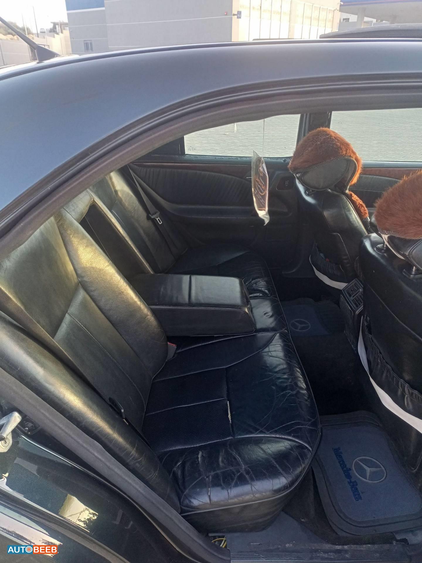 مرسيدس بنز E200 1996