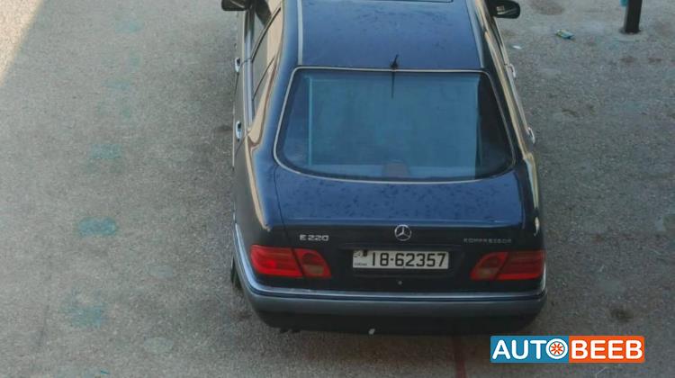 مرسيدس بنز E200 1996