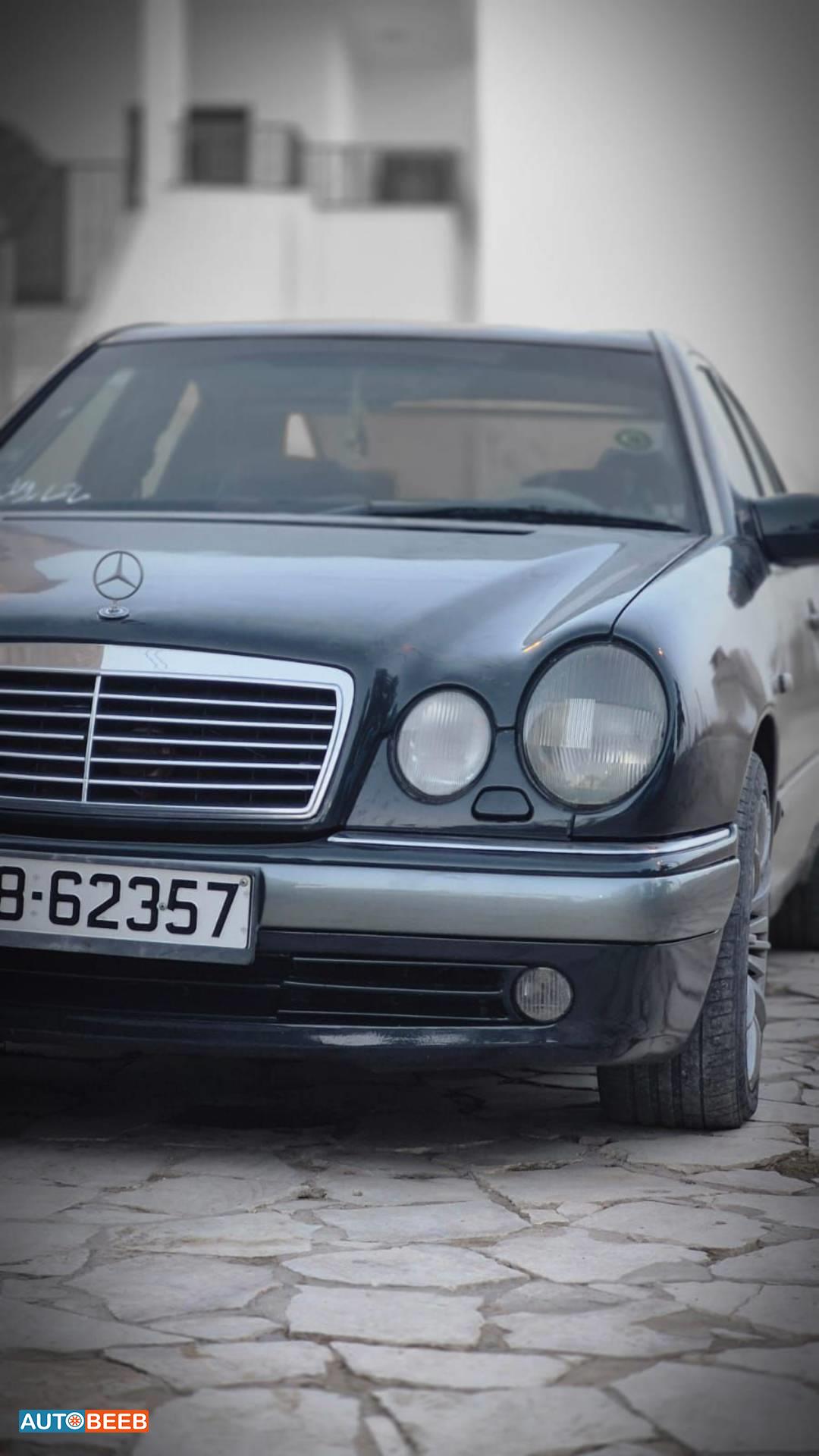 مرسيدس بنز E200 1996