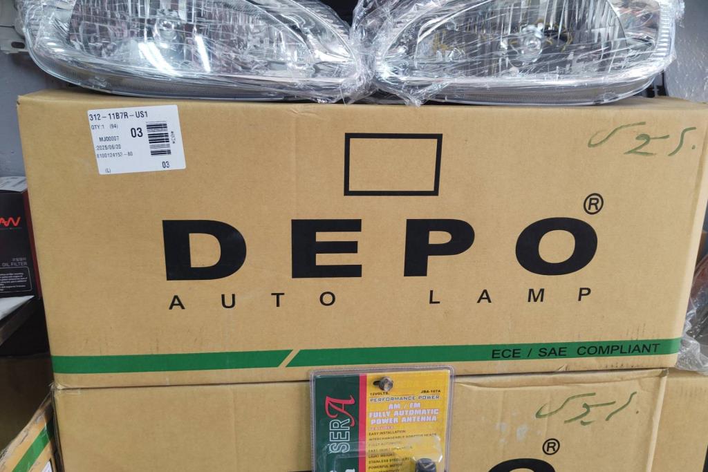 ضوء امامي يمين شمال تويوتا بريوس ديبو 2010 2011 2012 2013 2014