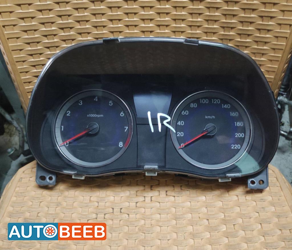 Cabin  Dashboard Hyundai Accent