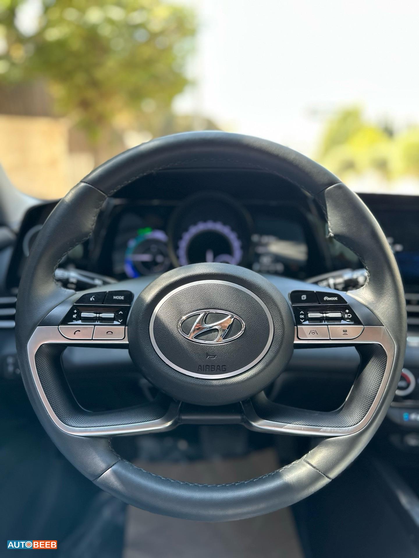 هيونداي افانتي 2021