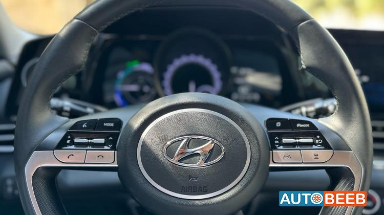 هيونداي افانتي 2021