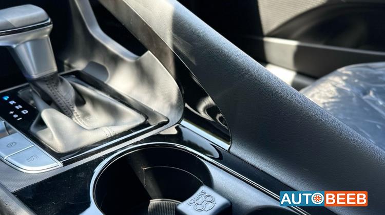 هيونداي افانتي 2021