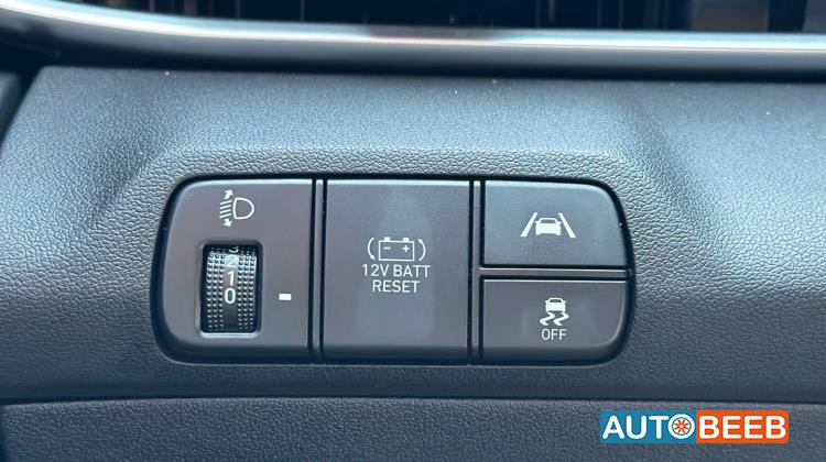 هيونداي افانتي 2021