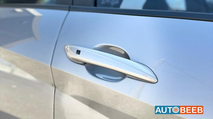 هيونداي افانتي 2021