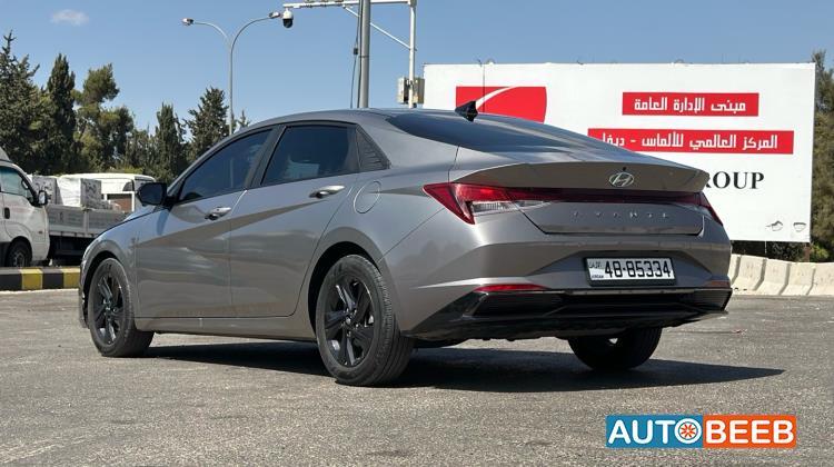 هيونداي افانتي 2021