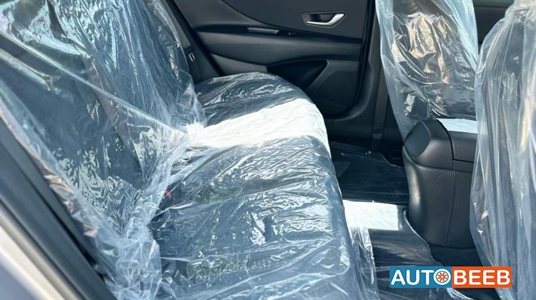 هيونداي افانتي 2021