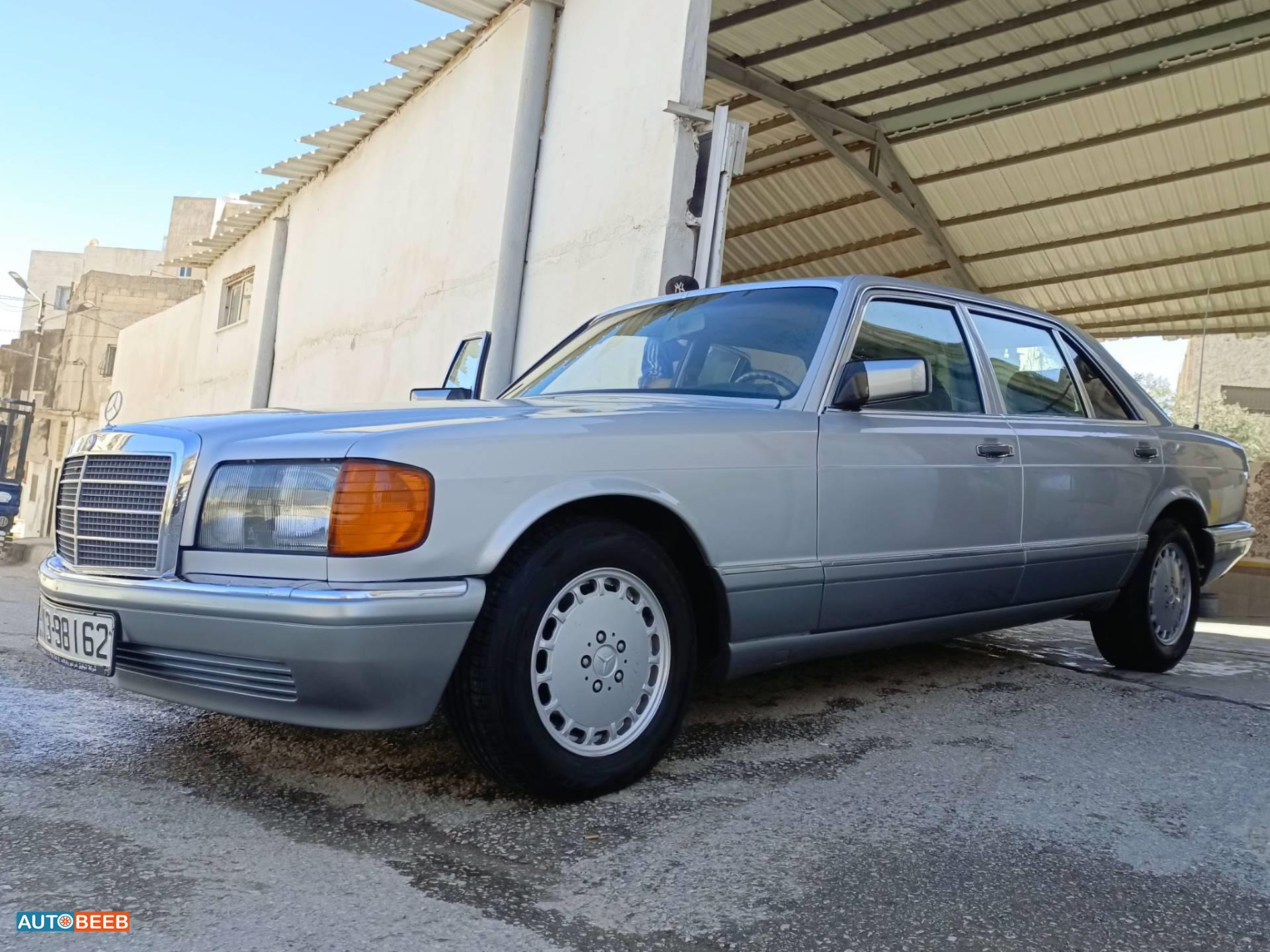 Mercedes Benz 300 1986
