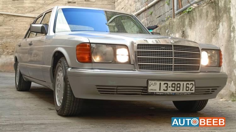 Mercedes Benz 300 1986