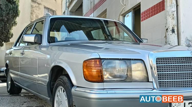 Mercedes Benz 300 1986