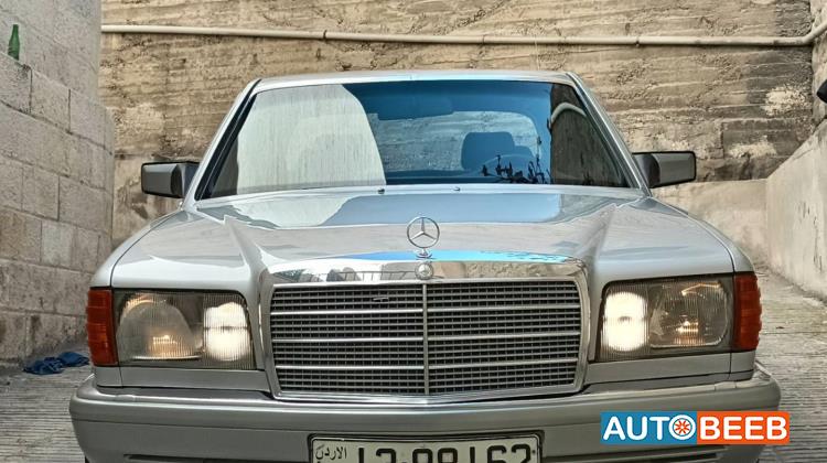 Mercedes Benz 300 1986