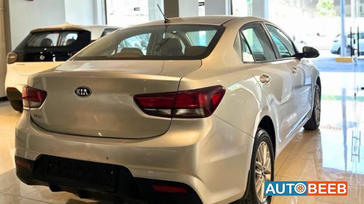 كيا ريو 2018