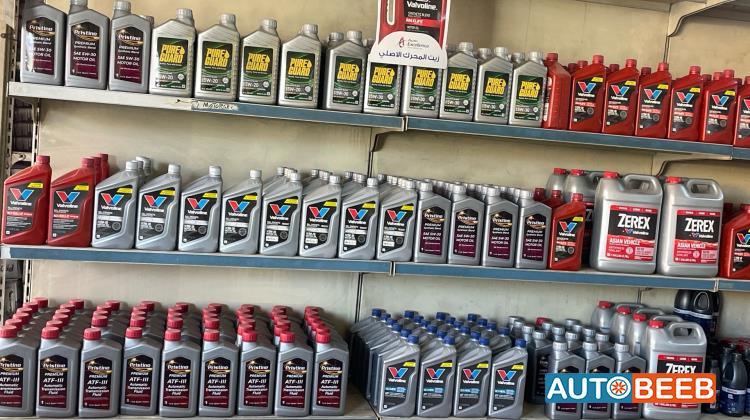 زيت محرك جميع السيارات الأمريكية 