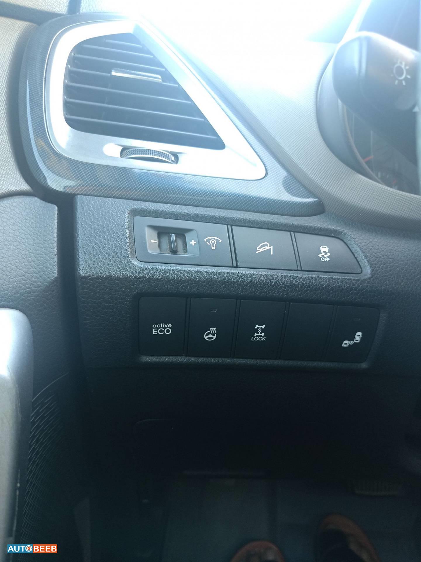 Hyundai Santa Fe 2016