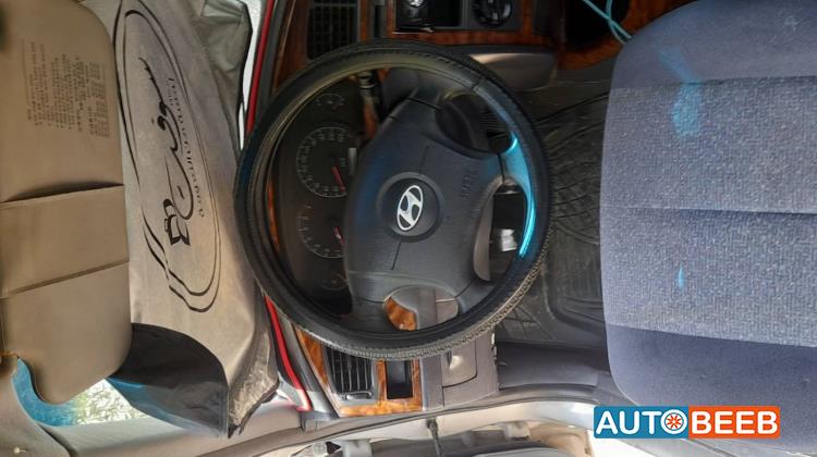 هيونداي النترا 2000