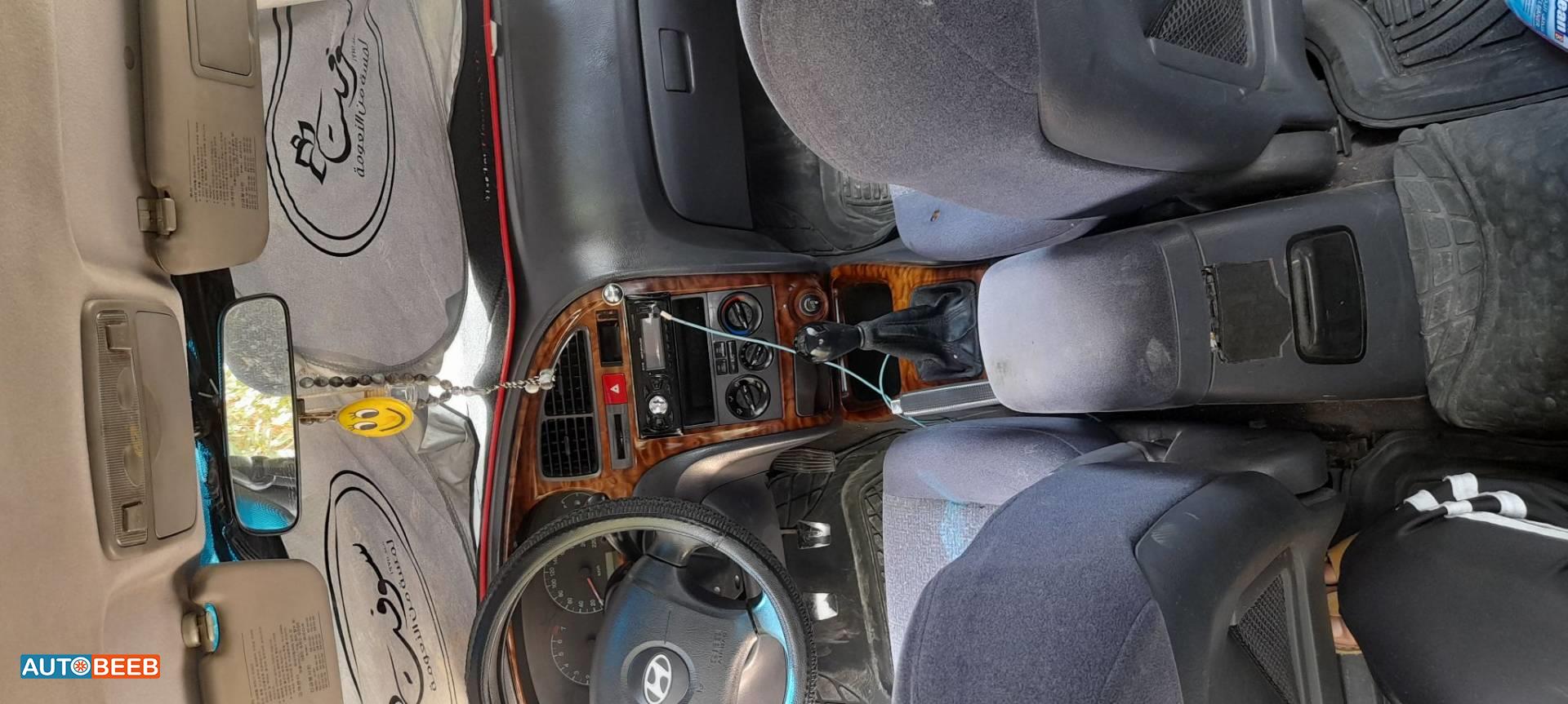 هيونداي النترا 2000