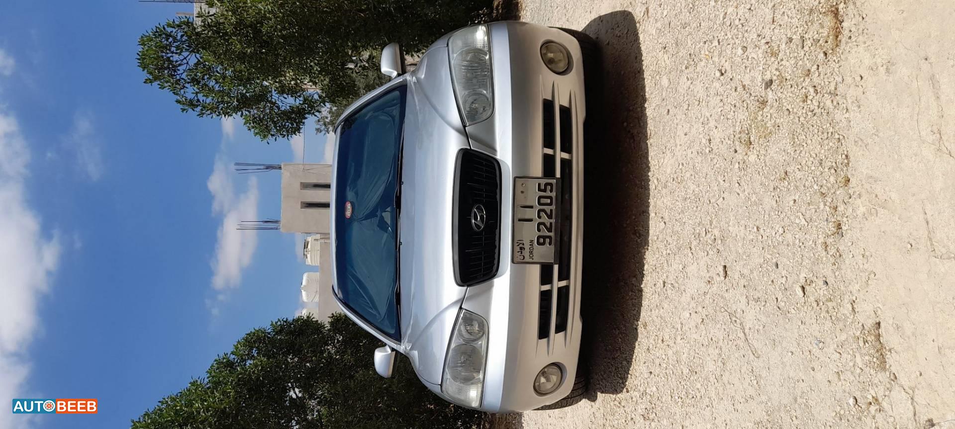 هيونداي النترا 2000