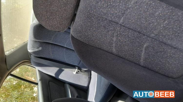 هيونداي النترا 2000