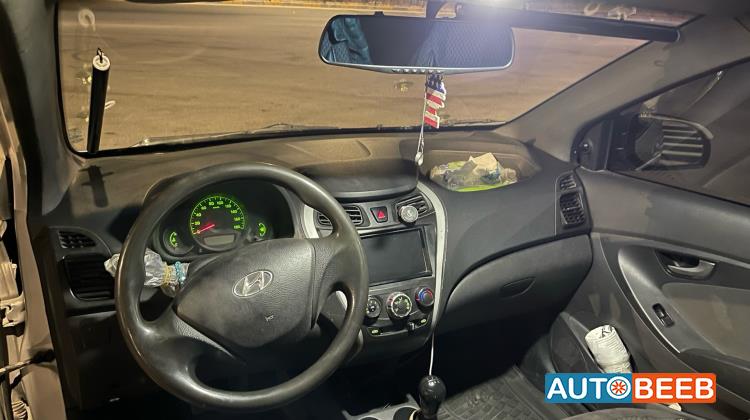 هيونداي ايون 2013