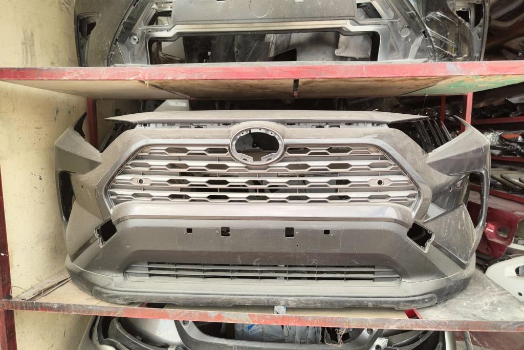 Body  Bumper Toyota RAV4
