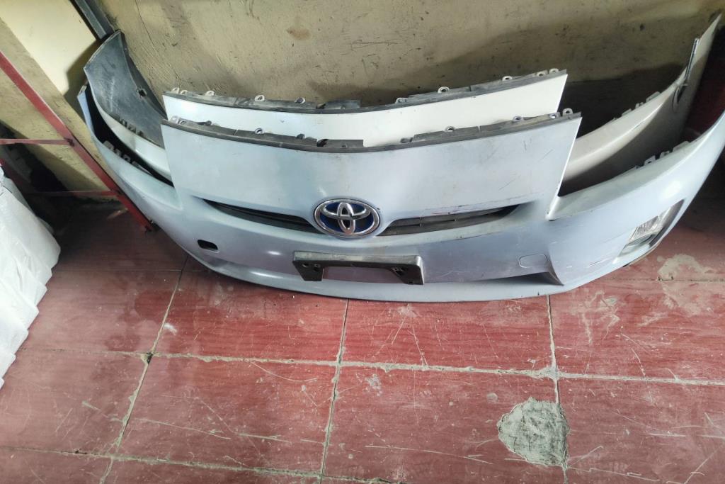 طمبون امامي تويوتا بريوس 2010 2011