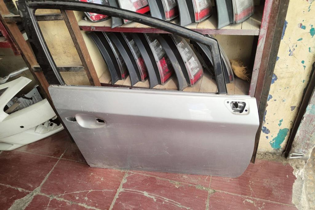 Body  Doors Toyota Prius