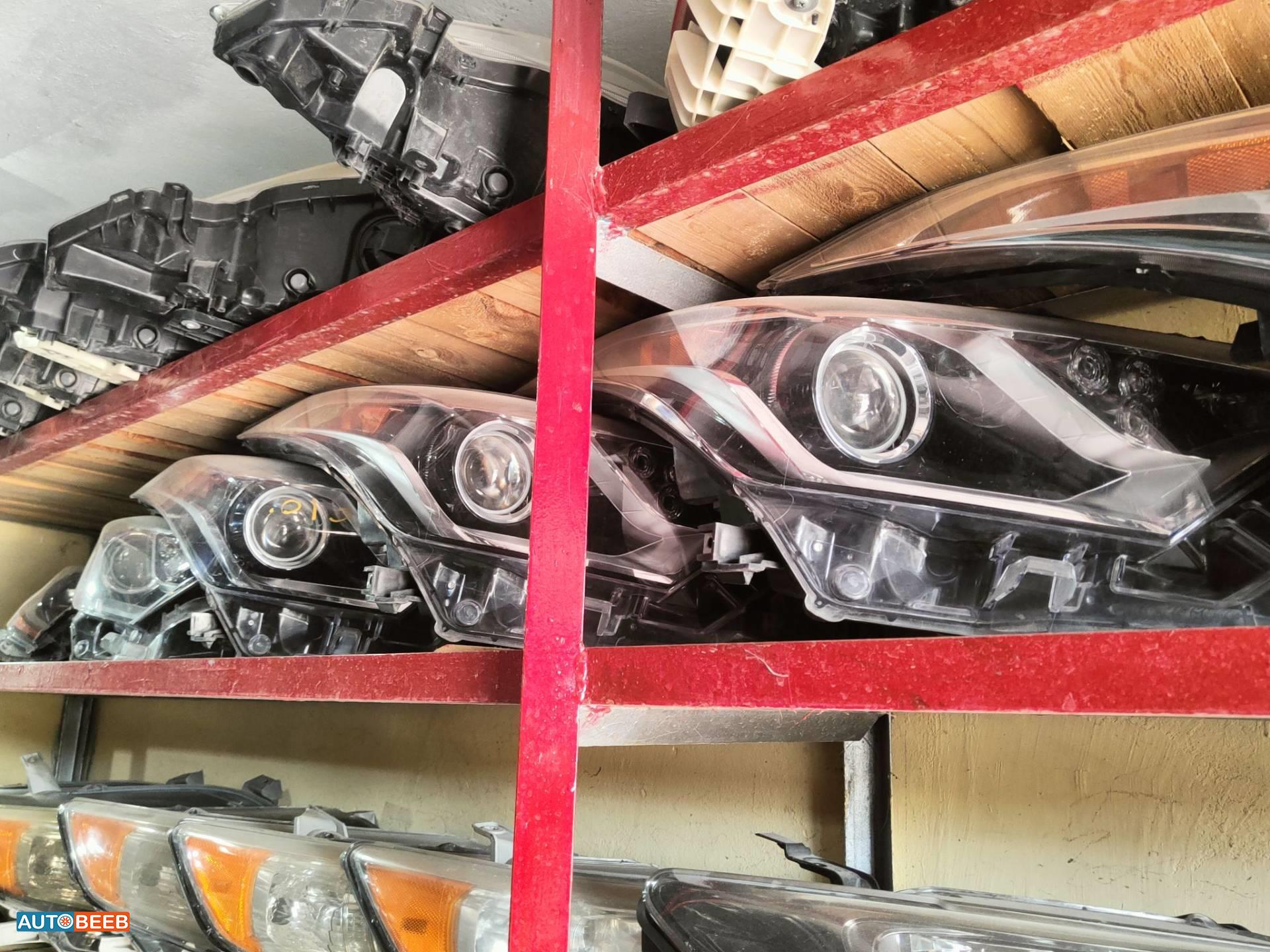 ضوء امامي يمين شمال تويوتا chr 2017 2018 2019 2020