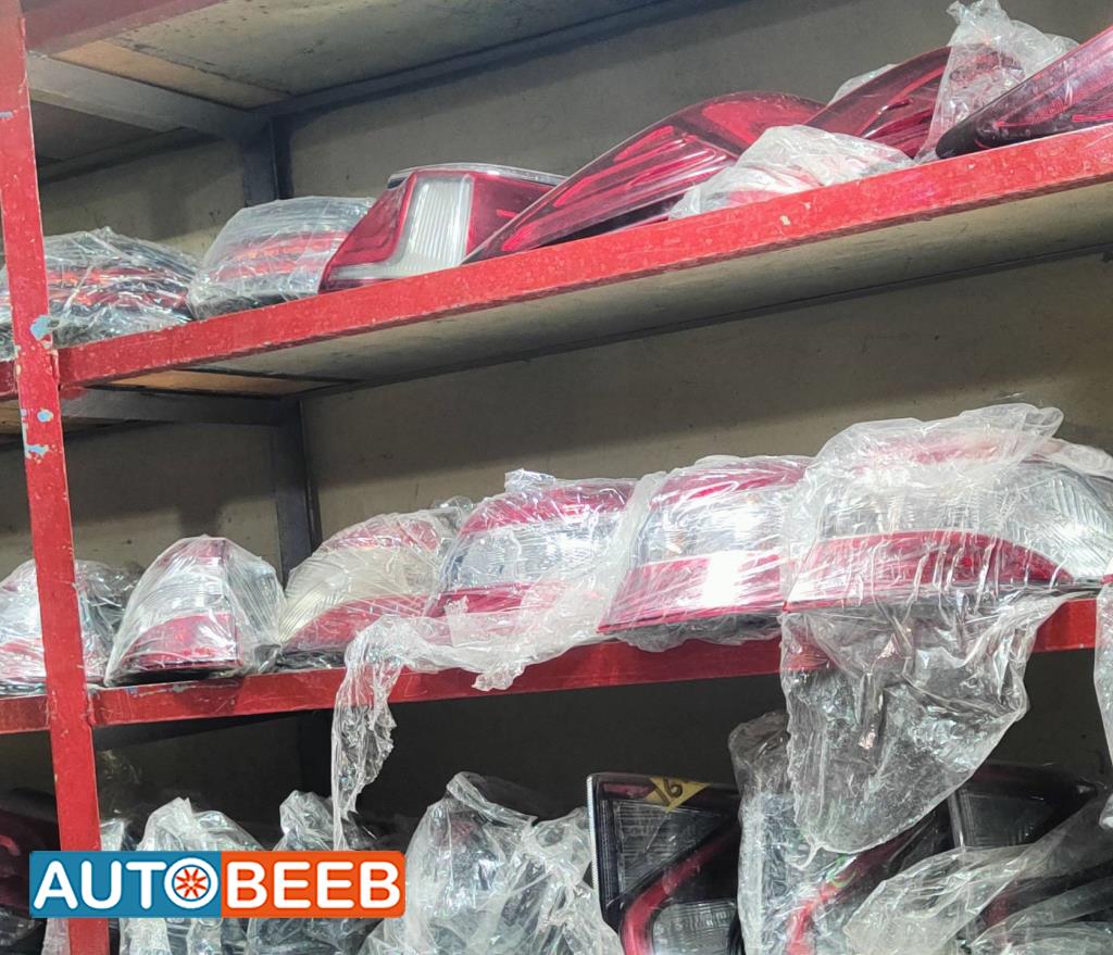 ضوء خلفي يمين شمال تويوتا كامري 2018 2019 2020